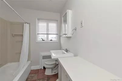 2666 Peconic Avenue, Seaford, NY 11783 - Photo 15