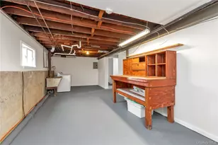 2666 Peconic Ave, Seaford, NY 11783 - Photo 17