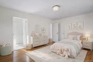 13 Arbor Pl, Glen Cove, NY 11542 - Photo 19