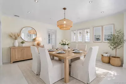 13 Arbor Place, Glen Cove, NY 11542 - Photo 7