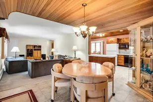 893 Connetquot Ave, Islip Terrace, NY 11752 - Photo 7