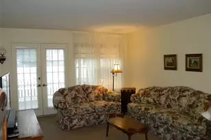 4 Revere Dr, Sayville, NY 11782 - Photo 7