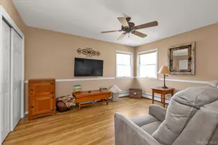 3933 Fulton Ave, Seaford, NY 11783 - Photo 15