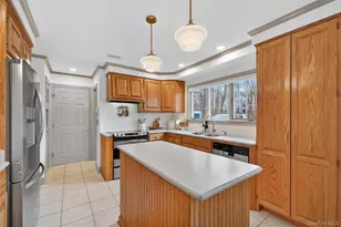 58 Dutchess Hill Rd, Poughkeepsie, NY 12601 - Photo 13