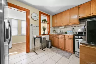 54 Chestnut St, Brooklyn, NY 11208 - Photo 11