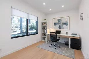 1 Bentley Rd, Great Neck, NY 11023 - Photo 7