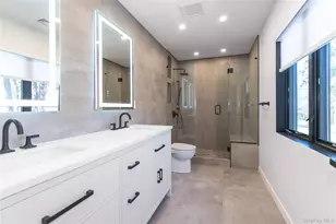 1 Bentley Rd, Great Neck, NY 11023 - Photo 23