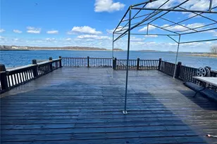 722 King Ave, Bronx, NY 10464 - Photo 15