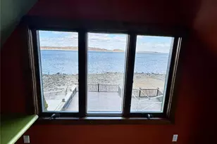 722 King Ave, Bronx, NY 10464 - Photo 13