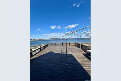 722 King Avenue, Bronx, NY 10464 - Photo 7