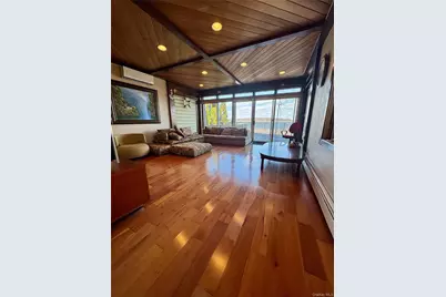 722 King Avenue, Bronx, NY 10464 - Photo 3