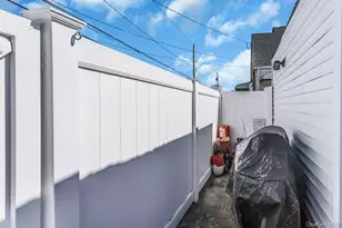 62 Ash St, Valley Stream, NY 11580 - Photo 17