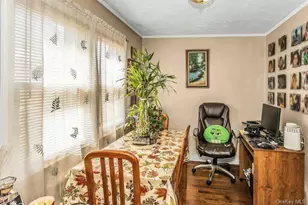 62 Ash St, Valley Stream, NY 11580 - Photo 5