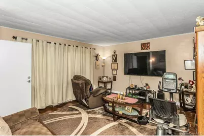 62 Ash Street, Valley Stream, NY 11580 - Photo 3