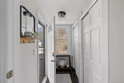 11 6th Street, Wading River, NY 11792 - Photo 9