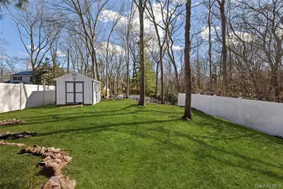 11 6th Street, Wading River, NY 11792 - Photo 11