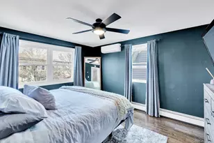9213 245th St, Floral Park, NY 11001 - Photo 17