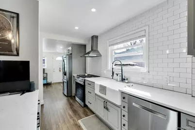 92-13 245th Street, Floral Park, NY 11001 - Photo 9