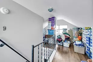 9213 245th St, Floral Park, NY 11001 - Photo 21