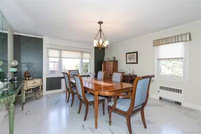 8 Plymouth Road, Great Neck, NY 11023 - Photo 5