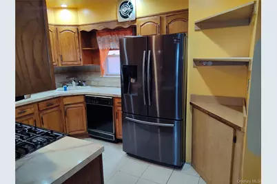 872 48th Street, Brooklyn, NY 11203 - Photo 7