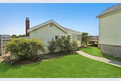 35 Gardners Lane, Hampton Bays, NY 11946 - Photo 21