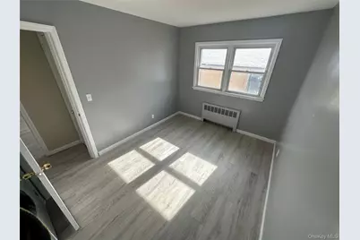 1371 Rosser Avenue, Elmont, NY 11003 - Photo 31