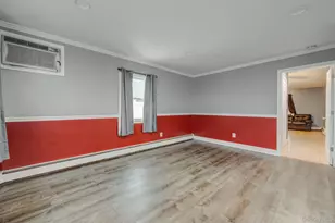 27 Mallard Rd, Levittown, NY 11756 - Photo 9