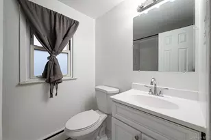 27 Mallard Rd, Levittown, NY 11756 - Photo 33