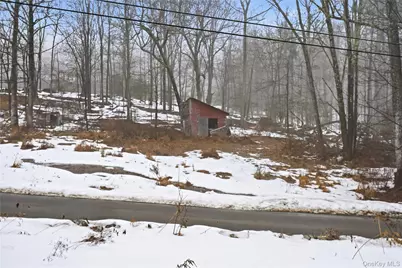 384 Tempaloni Road, Wurtsboro, NY 12428 - Photo 17
