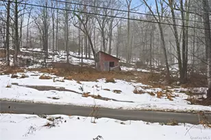 384 Tempaloni Rd, Wurtsboro, NY 12428 - Photo 17