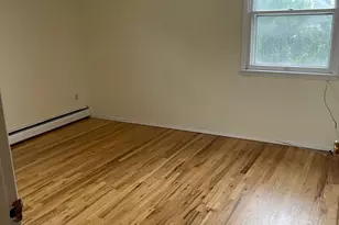 717 Clarence Ave, Bronx, NY 10465 - Photo 7