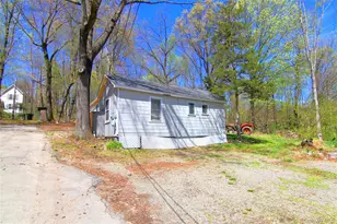 35 Glanhope Rd, Hopewell Junction, NY 12533 - Photo 25