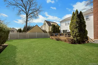 142 Bell Road, Scarsdale, NY 10583 - Photo 27