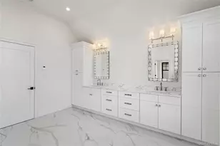 22 Wenwood Dr, Brookville, NY 11545 - Photo 31