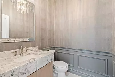 22 Wenwood Drive, Brookville, NY 11545 - Photo 9