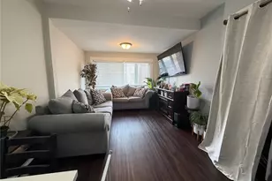 109-28 116th St, Ozone Park, NY 11420 - Photo 5