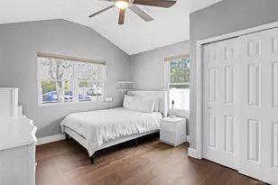 24 Woodridge Rd, Hampton Bays, NY 11946 - Photo 9