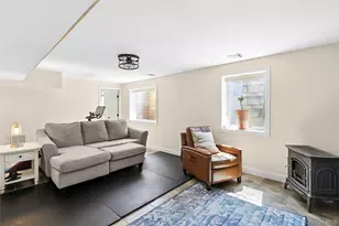 24 Woodridge Rd, Hampton Bays, NY 11946 - Photo 11