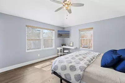 24 Woodridge Road, Hampton Bays, NY 11946 - Photo 13