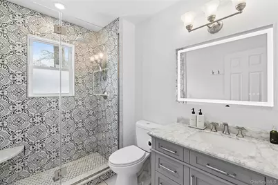 24 Woodridge Road, Hampton Bays, NY 11946 - Photo 7