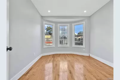 1462 New York Avenue, Brooklyn, NY 11210 - Photo 13