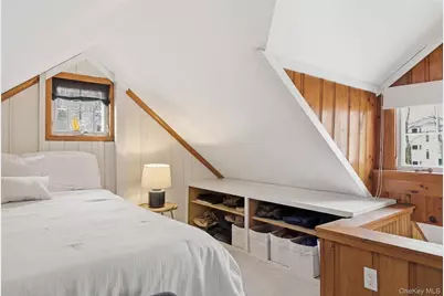 66 Chestnut Avenue, Setauket, NY 11733 - Photo 15