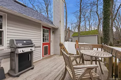 66 Chestnut Avenue, Setauket, NY 11733 - Photo 17