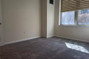 300 Mamaroneck Ave, White Plains, NY 10605 - Photo 13