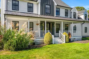 805 Kayleighs Ct, East Marion, NY 11939 - Photo 5