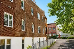 854 E 229th St, Bronx, NY 10466 - Photo 11