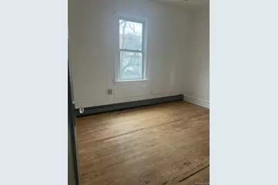 854 E 229th Street, Bronx, NY 10466 - Photo 5