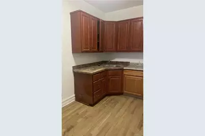 854 E 229th Street, Bronx, NY 10466 - Photo 5