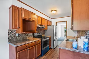 21 Roundtree Ct, Beacon, NY 12508 - Photo 9